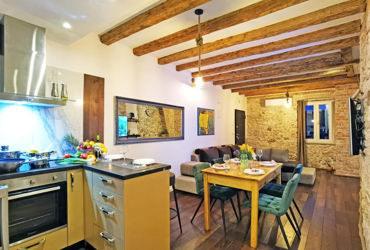 Pearl Stone Apartments Šibenik Buitenkant foto