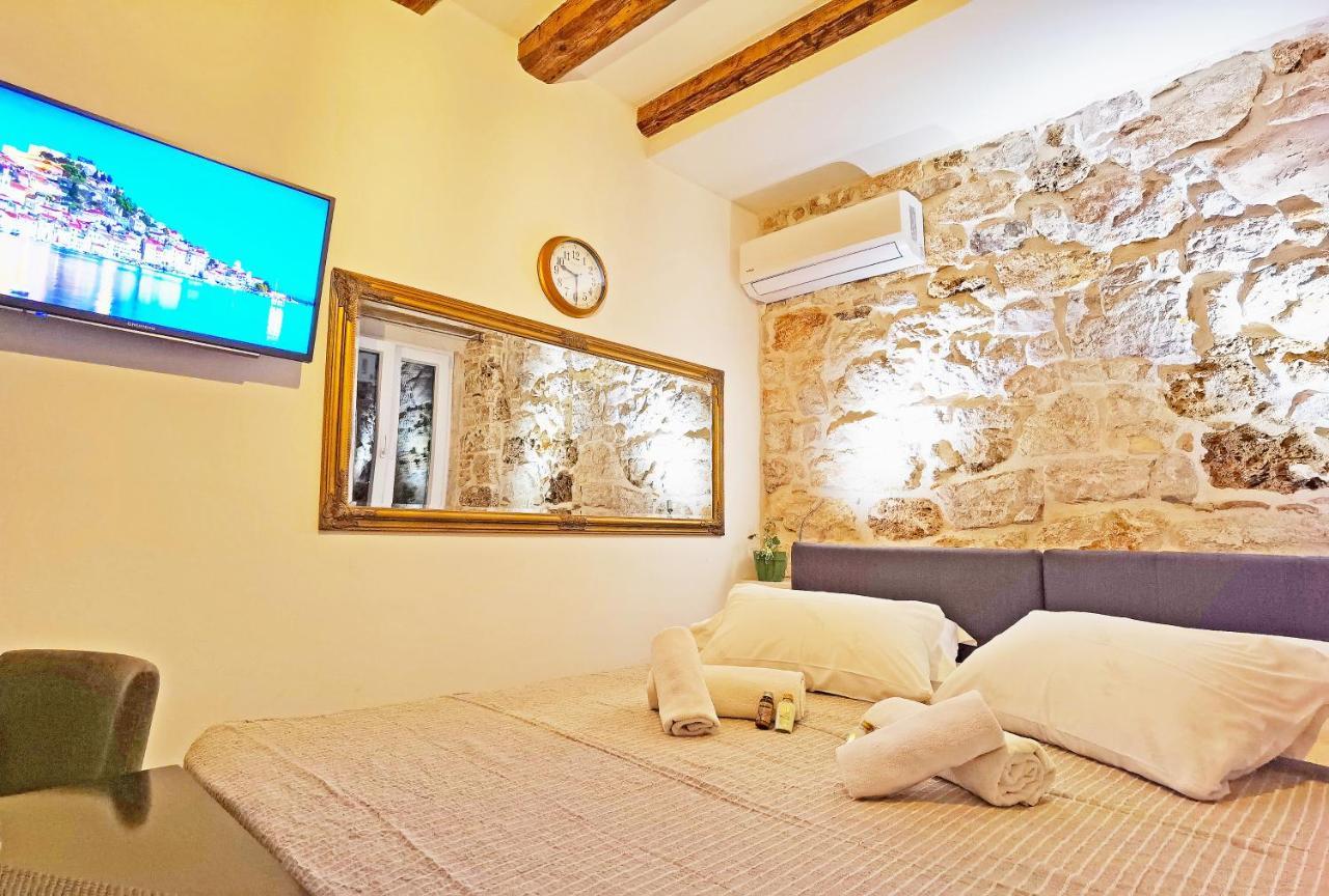 Pearl Stone Apartments Šibenik Buitenkant foto